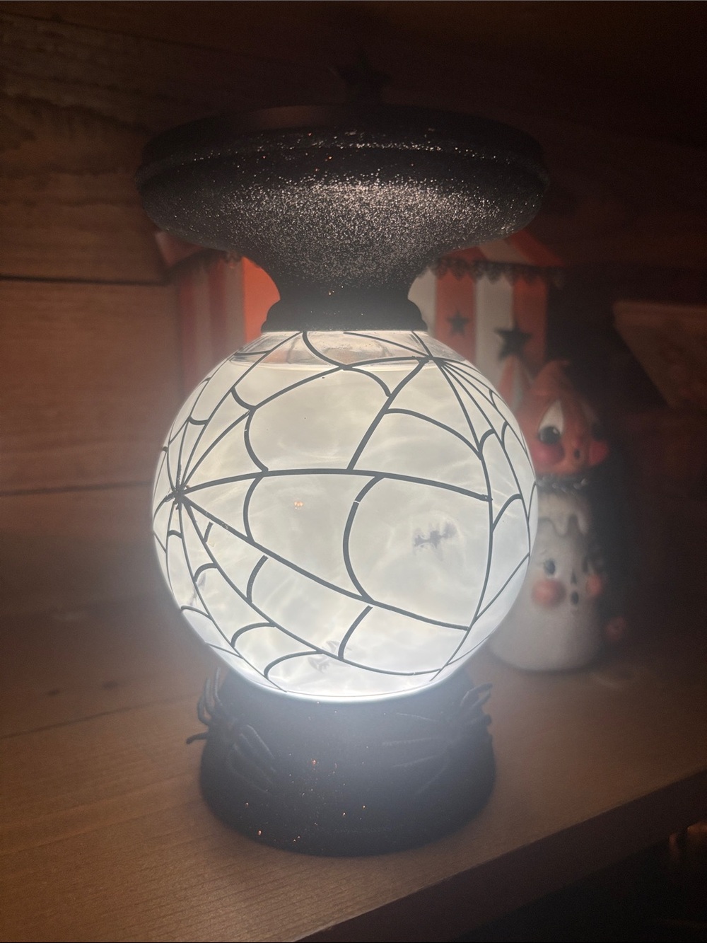 Bath & Body Works 2020 Halloween Bat Water Globe Candle Pedestal Holder - Picture 4 of 11
